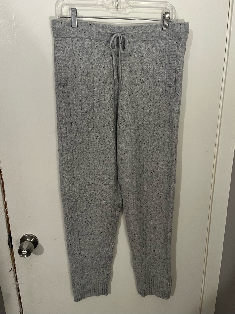 Auden Women’s Gray Cable Knit Sweatpants Size M